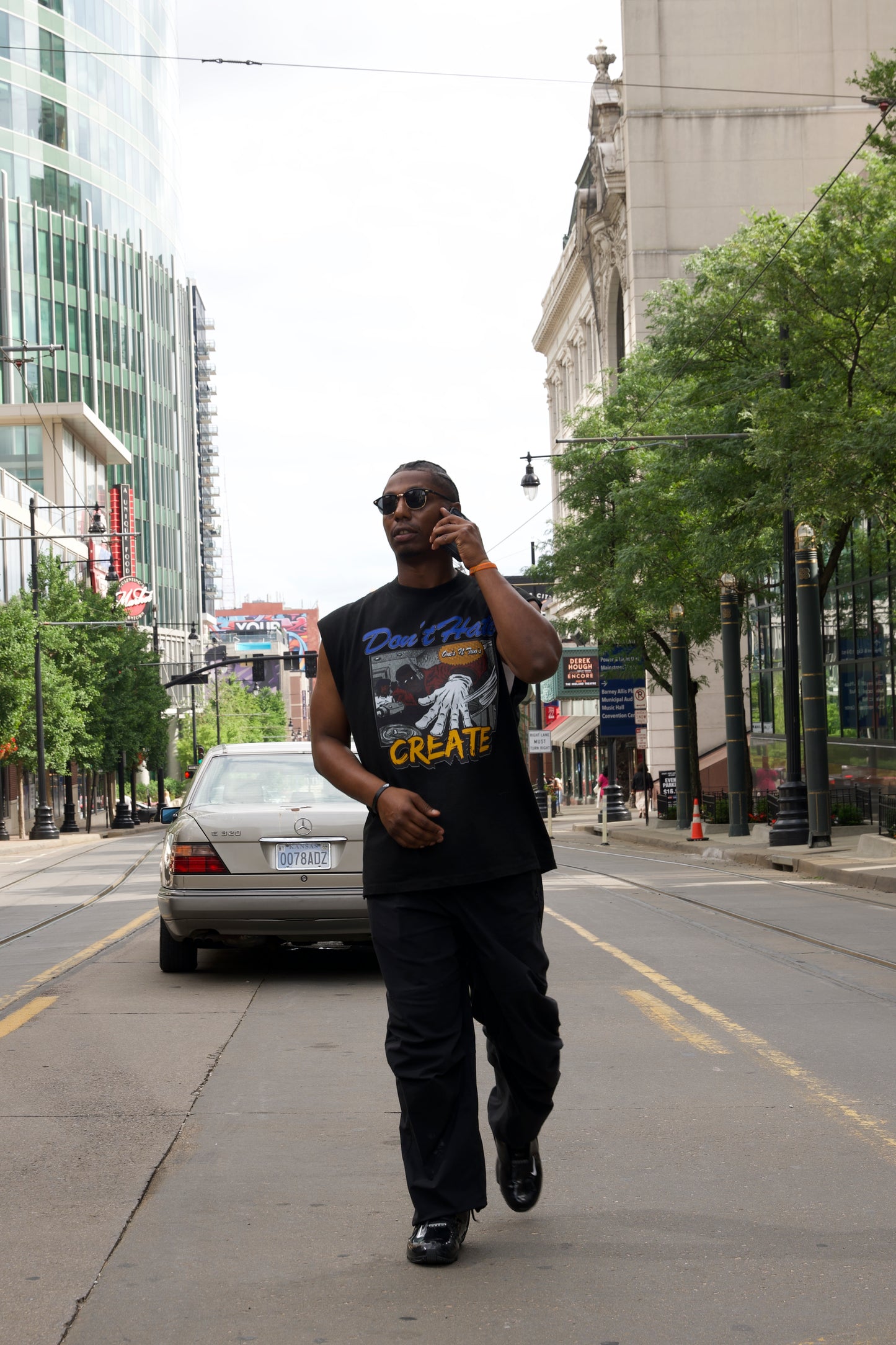 Black Sleeveless Don't Hate Create - Vintage